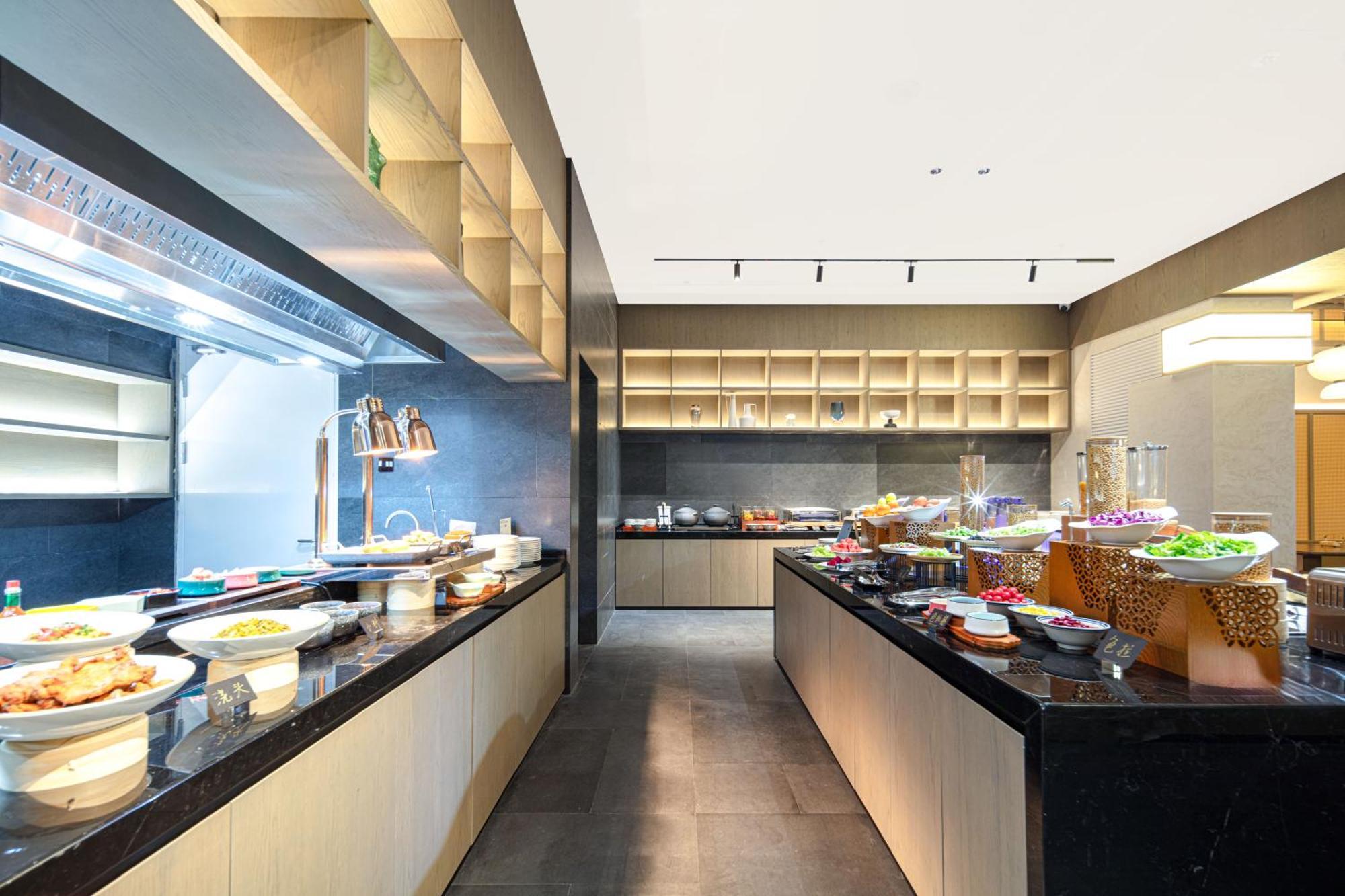 Atour Hotel Suzhou Beisi Pagoda Taohuawu Street Exterior photo